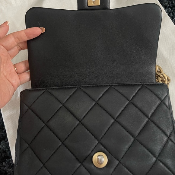 Chanel chain bag - Picture 11 of 15